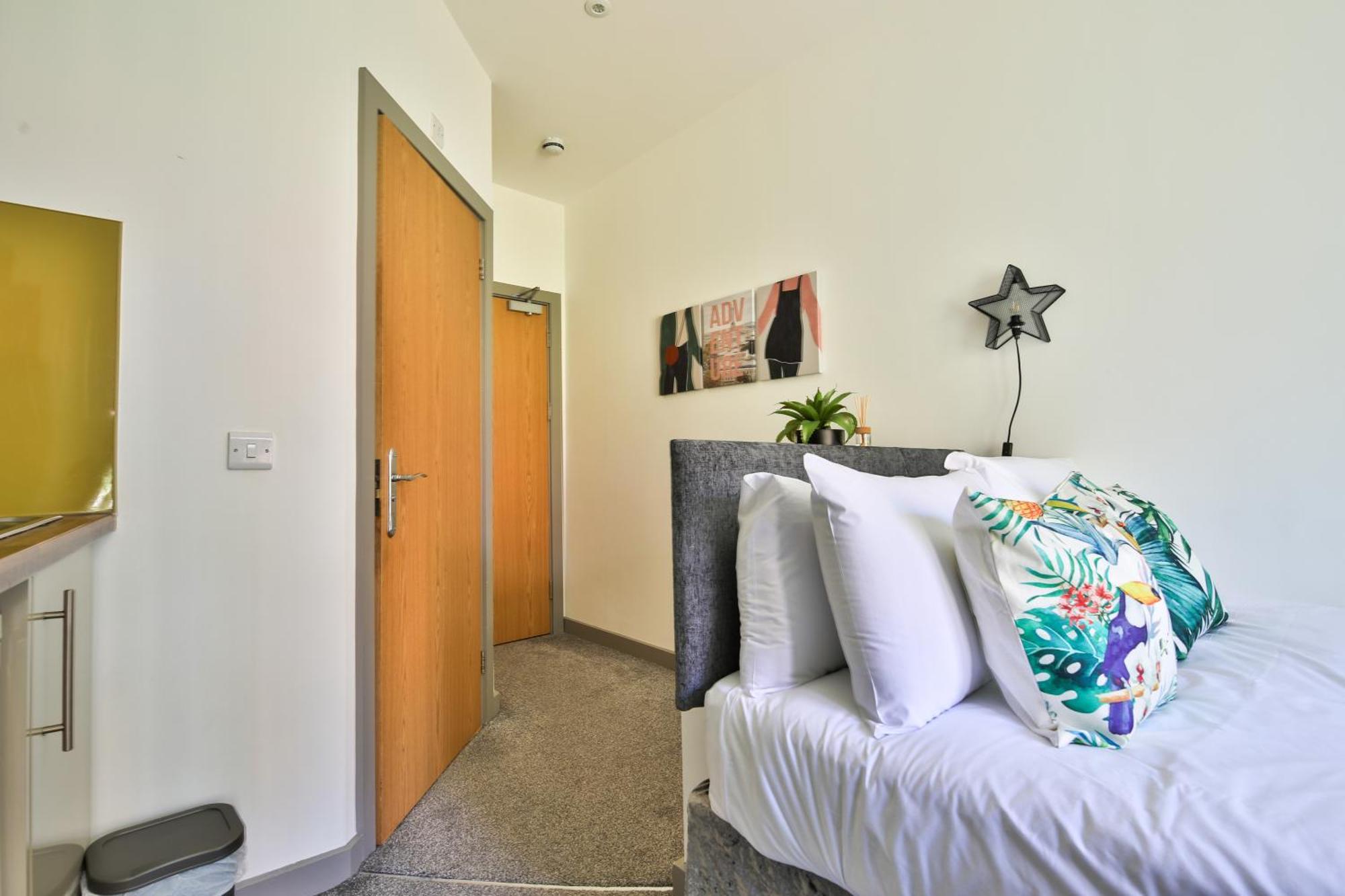 Princess Lofts City Centre Studios With Nespresso Coffee Machines & New Fast Wifi By Stayright Swansea Exteriör bild